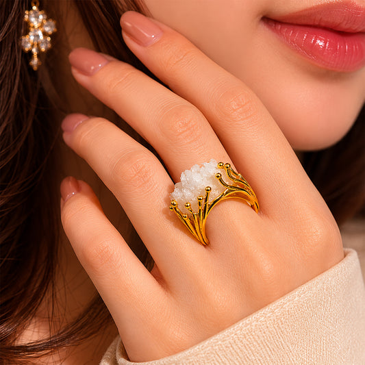 Raw Clear Quartz Ring, Adjustable Gold-Plated Finger Ring